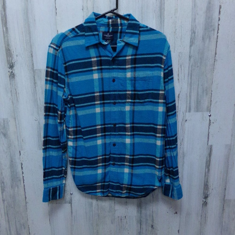 American Eagle size Small men's shirt